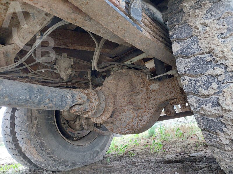 Madelveok/ Platvormveok, Kraanaga veoauto Iveco 180E18: pilt 8