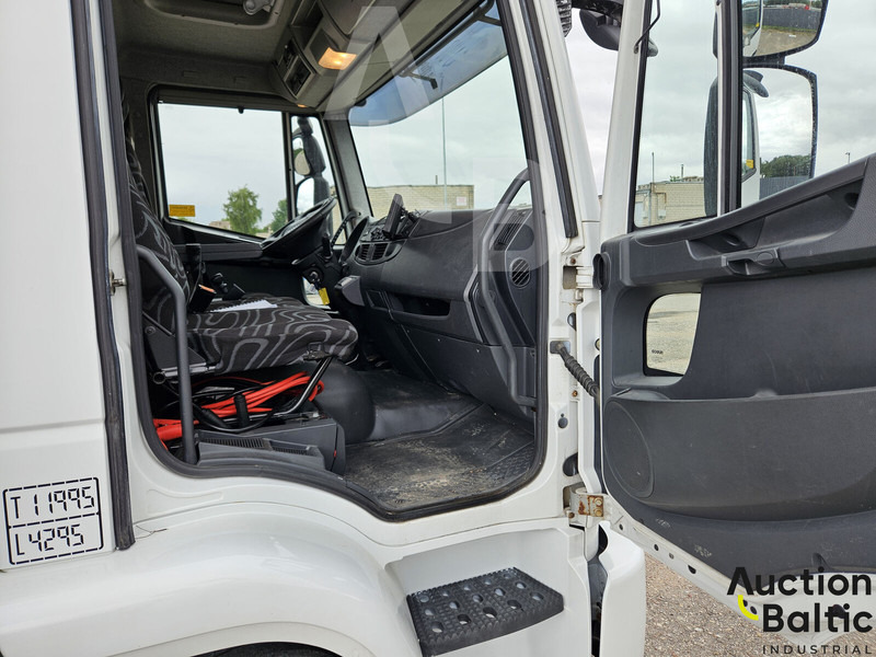 Iveco Euro Cargo 120E 25 - Külmutiga veoauto: pilt 5 Iveco Euro Cargo 120E 25 - Külmutiga veoauto: pilt 5