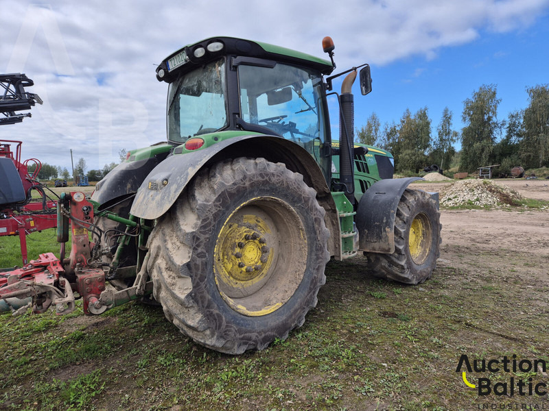 John Deere 6210 R - Traktor: pilt 5 John Deere 6210 R - Traktor: pilt 5