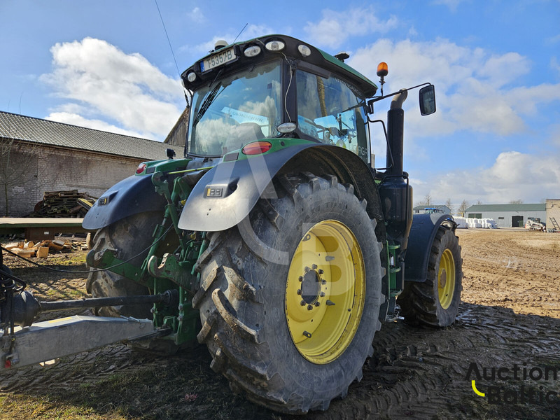 John Deere 6215 R - Traktor: pilt 4 John Deere 6215 R - Traktor: pilt 4