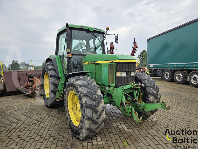 John Deere 6810 - Traktor: pilt 2 John Deere 6810 - Traktor: pilt 2