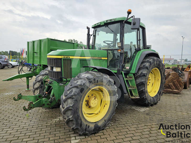John Deere 6810 - Traktor: pilt 1 John Deere 6810 - Traktor: pilt 1