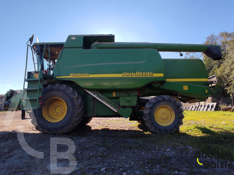John Deere 9450 - Kombain: pilt 5 John Deere 9450 - Kombain: pilt 5