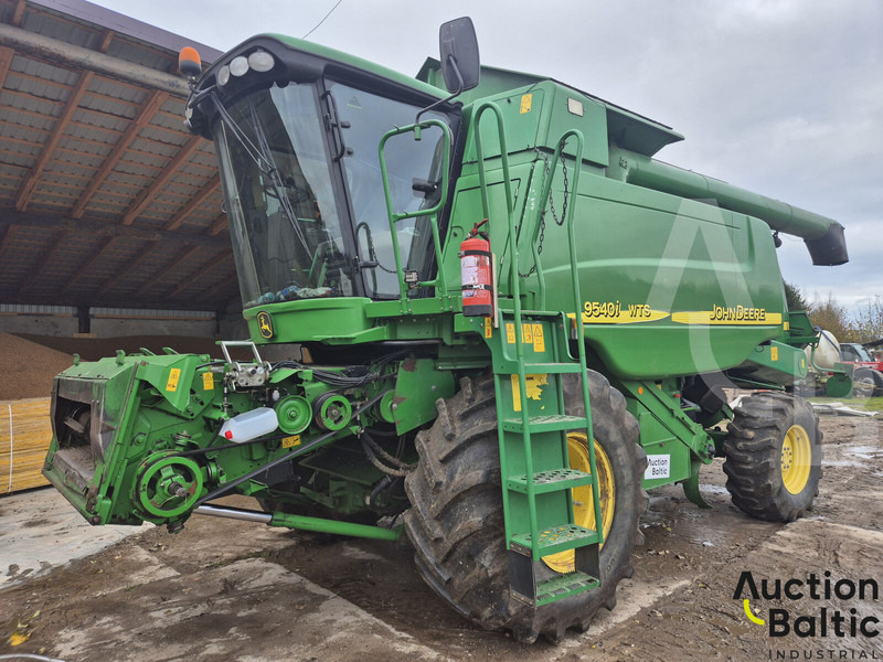 John Deere 9540 - Kombain: pilt 1 John Deere 9540 - Kombain: pilt 1