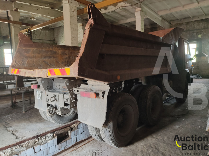 Kamaz 5511 - Kallurauto: pilt 4 Kamaz 5511 - Kallurauto: pilt 4