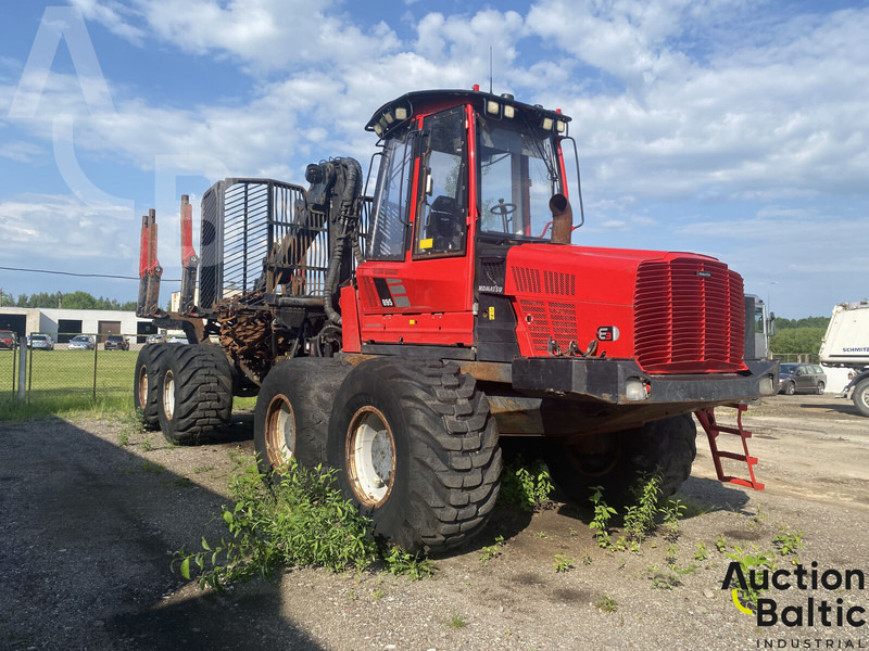 Komatsu 895 - Metsahaagis: pilt 1 Komatsu 895 - Metsahaagis: pilt 1