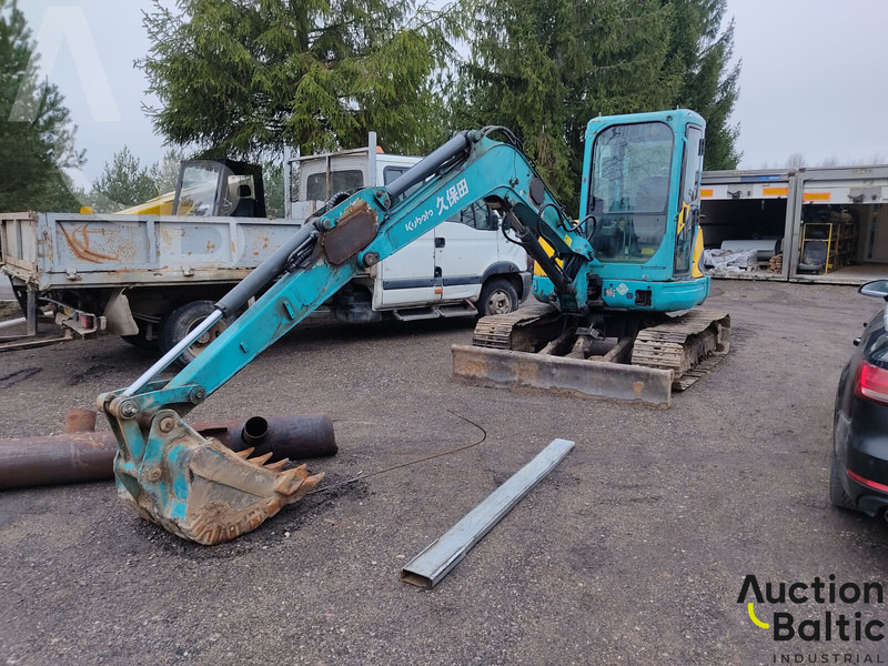 Kubota KX155-3 - Miniekskavaator: pilt 1 Kubota KX155-3 - Miniekskavaator: pilt 1