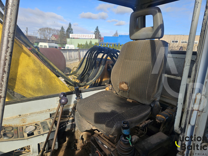 Liebherr R 902 - Lintekskavaator: pilt 5 Liebherr R 902 - Lintekskavaator: pilt 5