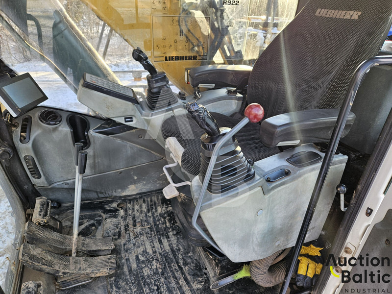 Lintekskavaator Liebherr R922 LC: pilt 7