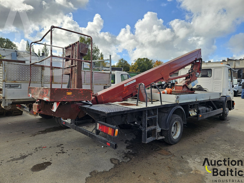 MAN 8.103 - Veoautolt tõusev platvorm: pilt 3 MAN 8.103 - Veoautolt tõusev platvorm: pilt 3