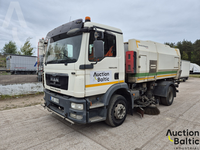 MAN TGM15.250 4X2 BL - Tänavapühkimismasin: pilt 1 MAN TGM15.250 4X2 BL - Tänavapühkimismasin: pilt 1
