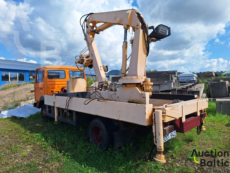 Magirus 130 M 8 - Madelveok/ Platvormveok, Kraanaga veoauto: pilt 3 Magirus 130 M 8 - Madelveok/ Platvormveok, Kraanaga veoauto: pilt 3