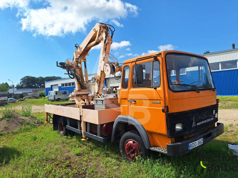Magirus 130 M 8 - Madelveok/ Platvormveok, Kraanaga veoauto: pilt 1 Magirus 130 M 8 - Madelveok/ Platvormveok, Kraanaga veoauto: pilt 1