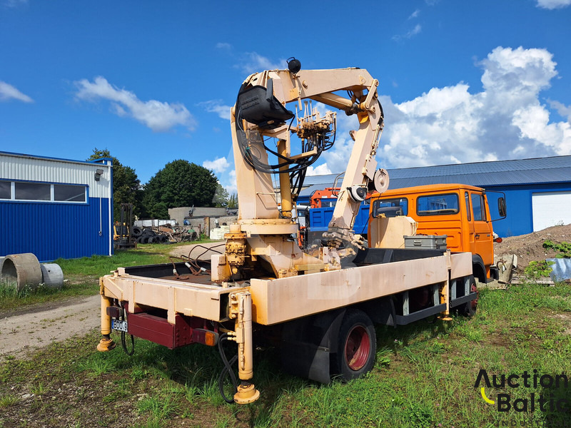 Magirus 130 M 8 - Madelveok/ Platvormveok, Kraanaga veoauto: pilt 4 Magirus 130 M 8 - Madelveok/ Platvormveok, Kraanaga veoauto: pilt 4