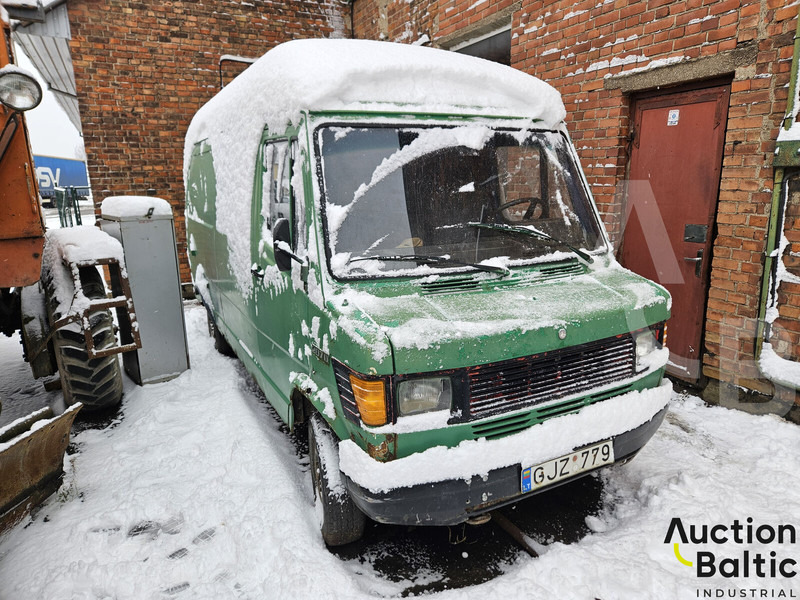 Mercedes-Benz 207D - Väike kaubik: pilt 2 Mercedes-Benz 207D - Väike kaubik: pilt 2