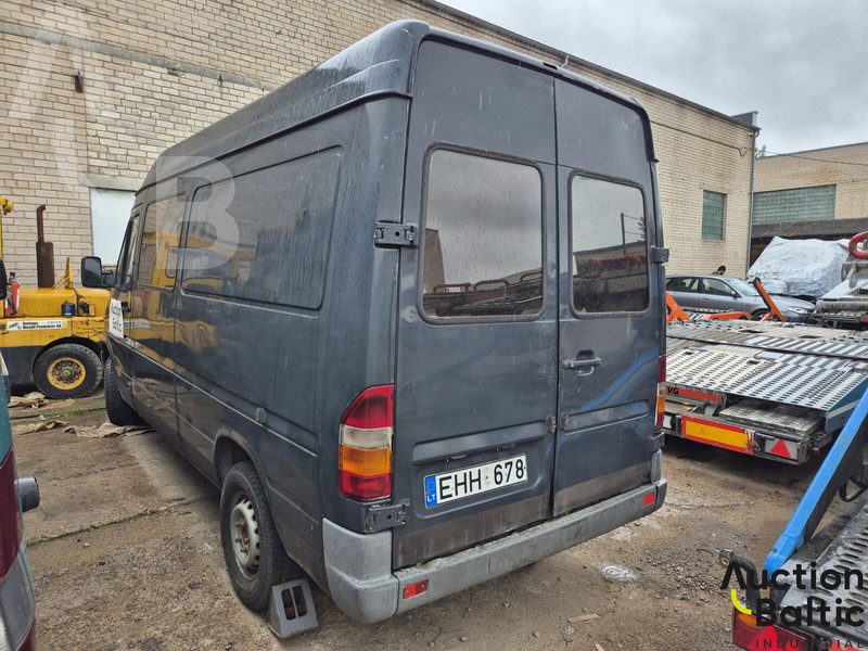 Mercedes-Benz 216 - Väike kaubik: pilt 3 Mercedes-Benz 216 - Väike kaubik: pilt 3
