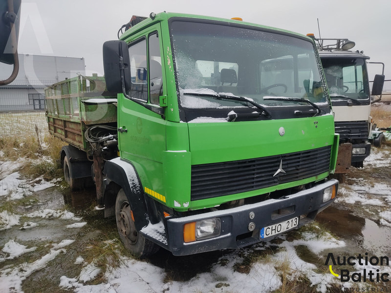 Mercedes-Benz 814 - Kallurauto, Kraanaga veoauto: pilt 1 Mercedes-Benz 814 - Kallurauto, Kraanaga veoauto: pilt 1