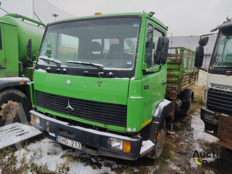 Mercedes-Benz 814 - Kallurauto, Kraanaga veoauto: pilt 2 Mercedes-Benz 814 - Kallurauto, Kraanaga veoauto: pilt 2
