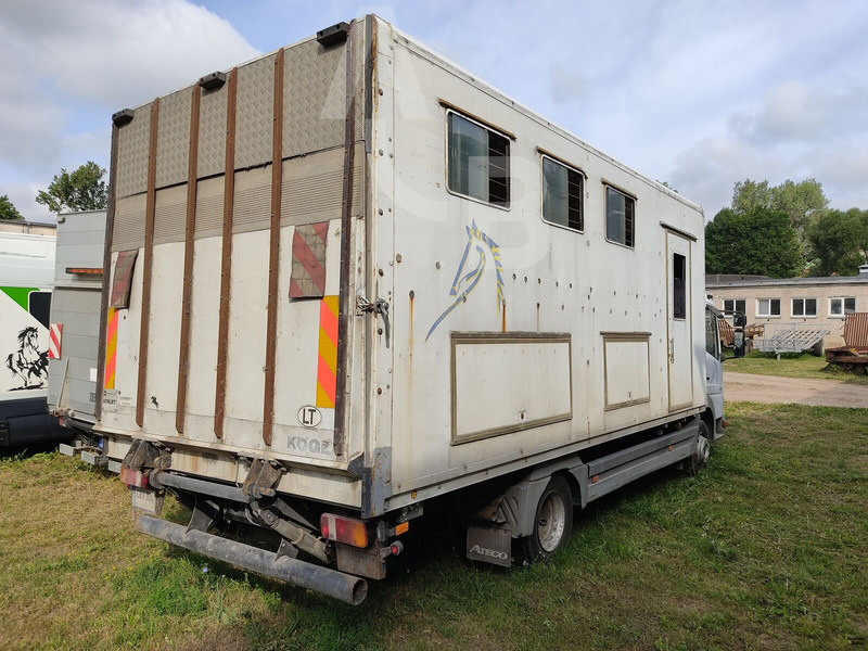 Mercedes-Benz 815 - Hobuseauto: pilt 4 Mercedes-Benz 815 - Hobuseauto: pilt 4