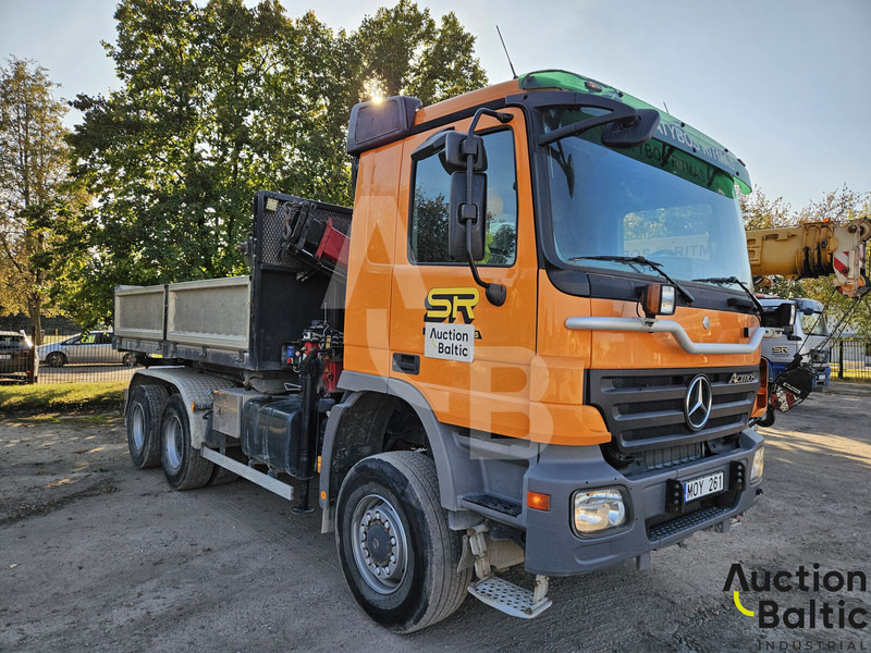 Mercedes-Benz Actros 1844 - Kallurauto, Kraanaga veoauto: pilt 1 Mercedes-Benz Actros 1844 - Kallurauto, Kraanaga veoauto: pilt 1