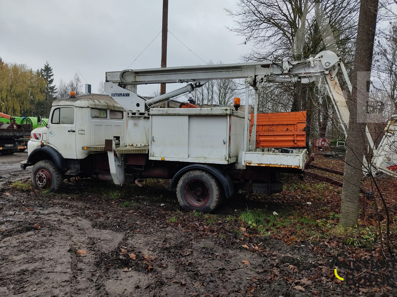 Mercedes-Benz Lako 911 - Veoautolt tõusev platvorm: pilt 3 Mercedes-Benz Lako 911 - Veoautolt tõusev platvorm: pilt 3