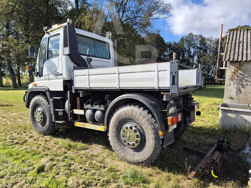 Mercedes-Benz Unimog U 400 - Kallurauto: pilt 4 Mercedes-Benz Unimog U 400 - Kallurauto: pilt 4