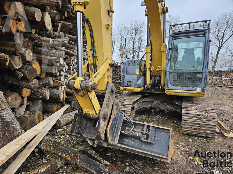 New Holland E 145 - Lintekskavaator: pilt 3 New Holland E 145 - Lintekskavaator: pilt 3