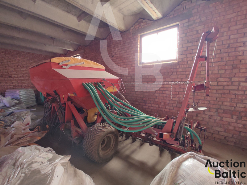 PNEUSEJ 6MV48 - Kombain-külvimasin: pilt 2 PNEUSEJ 6MV48 - Kombain-külvimasin: pilt 2