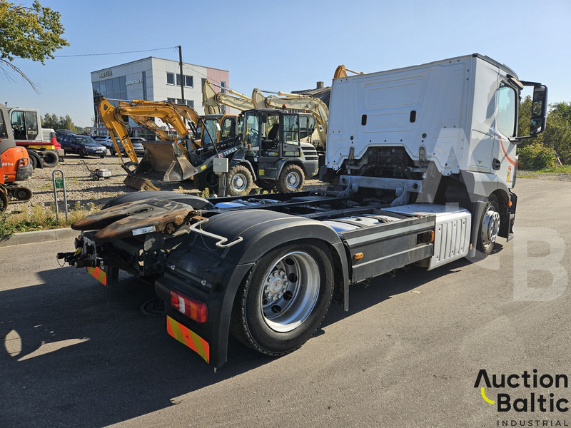 Mercedes-Benz Actros - Sadulveok: pilt 3 Mercedes-Benz Actros - Sadulveok: pilt 3