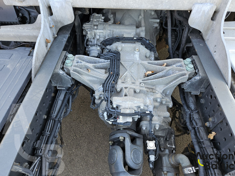 Sadulveok Mercedes-Benz Actros: pilt 13 Sadulveok Mercedes-Benz Actros: pilt 13