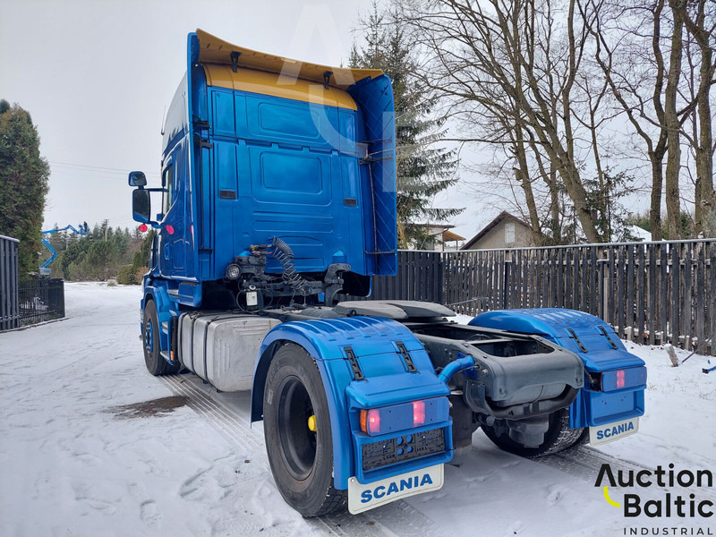 Scania T 114 LA - Sadulveok: pilt 3 Scania T 114 LA - Sadulveok: pilt 3
