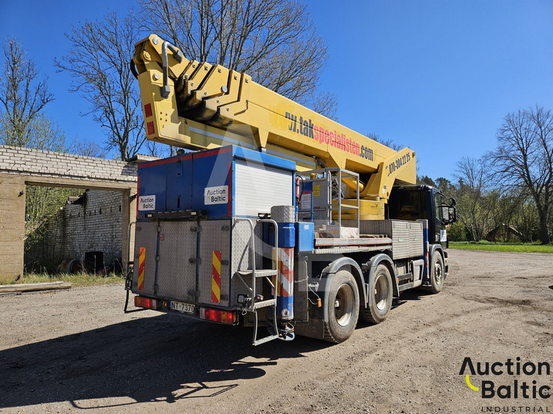 Scania P 310 - Veoautolt tõusev platvorm: pilt 3 Scania P 310 - Veoautolt tõusev platvorm: pilt 3