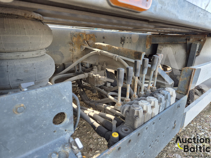 Treilerveoauto Scania P 450: pilt 12