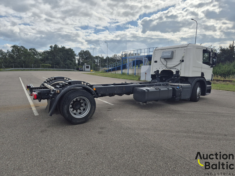 Scania P 450 - Kabiinišassiiga veoauto: pilt 4 Scania P 450 - Kabiinišassiiga veoauto: pilt 4