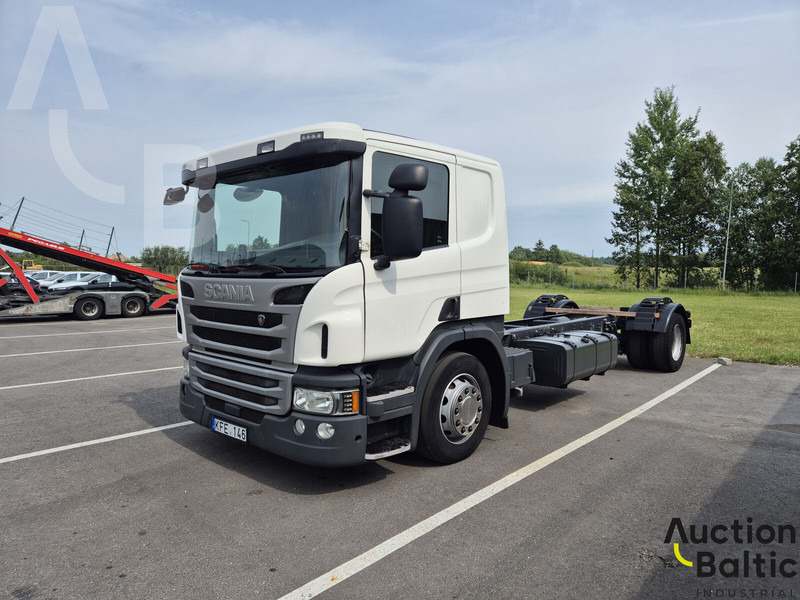 Scania P 450 - Kabiinišassiiga veoauto: pilt 1 Scania P 450 - Kabiinišassiiga veoauto: pilt 1