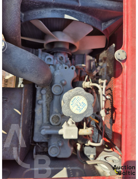 Traktor Shibaura SP1540: pilt 8