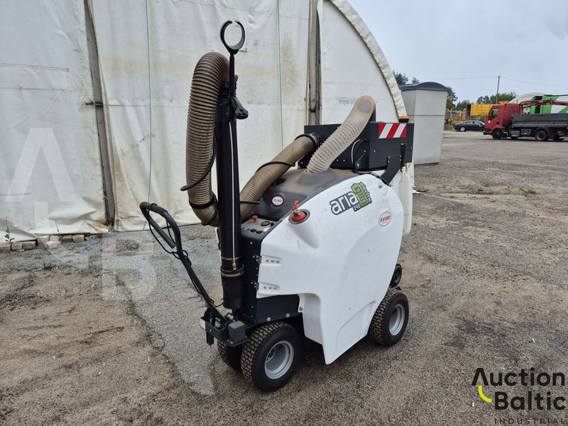 TSM Aria 240 - Tänavapühkimismasin: pilt 1 TSM Aria 240 - Tänavapühkimismasin: pilt 1