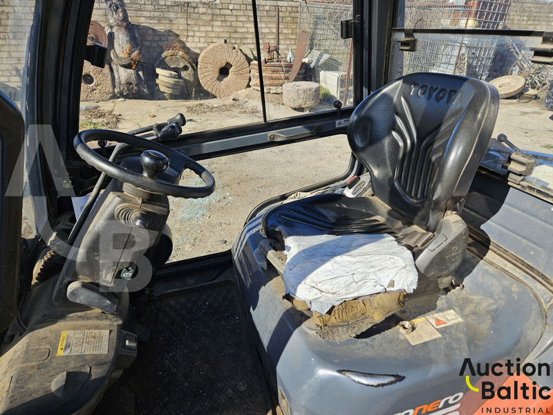 Toyota E 811 - Diiseltõstuk: pilt 5 Toyota E 811 - Diiseltõstuk: pilt 5