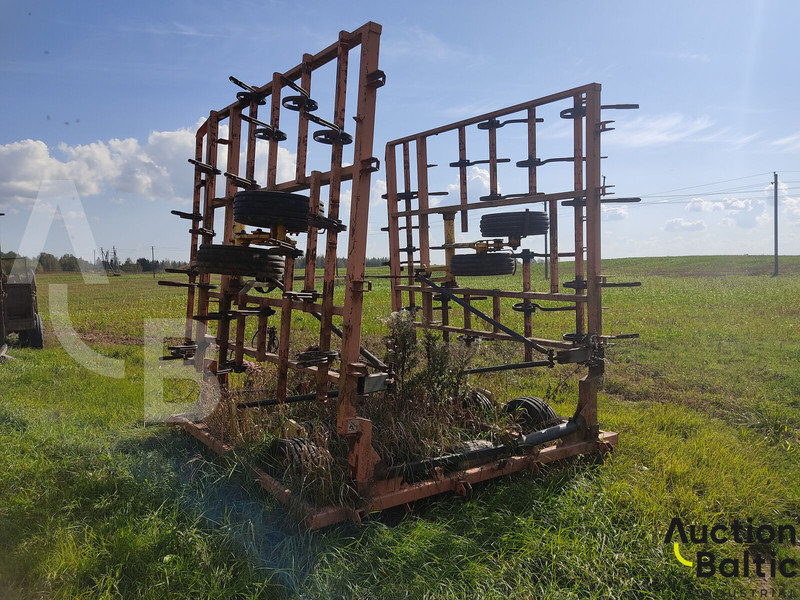 Tume 7206 - Kultivaator: pilt 2 Tume 7206 - Kultivaator: pilt 2