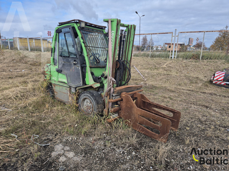 UniCarriers 30 - Diiseltõstuk: pilt 2 UniCarriers 30 - Diiseltõstuk: pilt 2