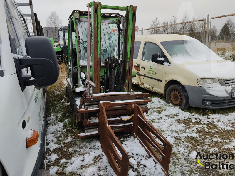 UniCarriers 30 - Diiseltõstuk: pilt 3 UniCarriers 30 - Diiseltõstuk: pilt 3