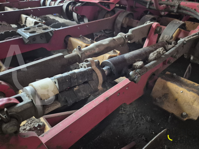 Vaderstad Rapid400C - Külviseadmed: pilt 5 Vaderstad Rapid400C - Külviseadmed: pilt 5