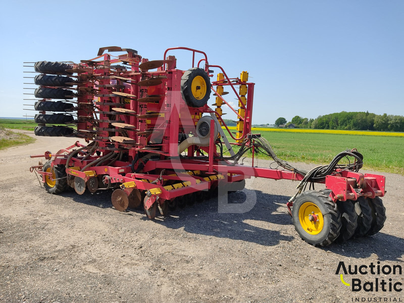 Vaderstad RapidA600S - Kombain-külvimasin: pilt 2 Vaderstad RapidA600S - Kombain-külvimasin: pilt 2