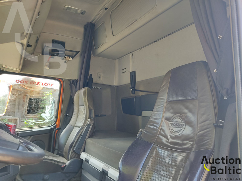 Metsaveok, Kraanaga veoauto Volvo FH16: pilt 7