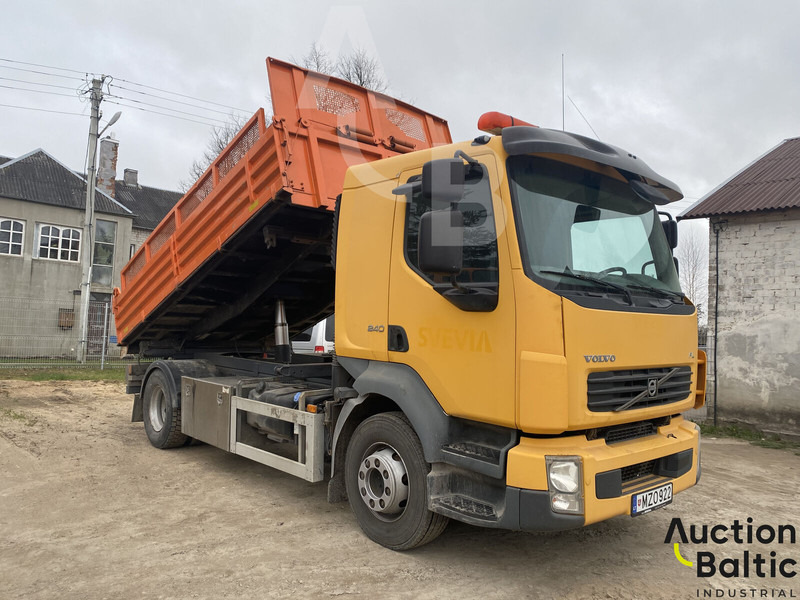 Volvo FL 240 4x2 - Kallurauto: pilt 1 Volvo FL 240 4x2 - Kallurauto: pilt 1