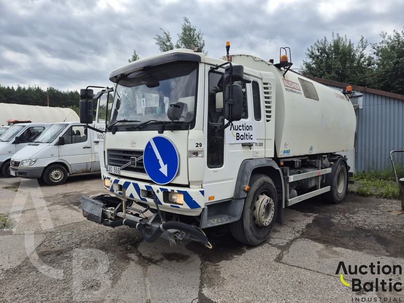 Volvo FL618 - Tänavapühkimismasin: pilt 2 Volvo FL618 - Tänavapühkimismasin: pilt 2