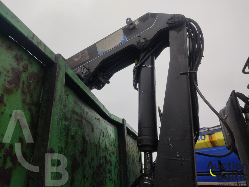 Kallurauto, Kraanaga veoauto Volvo FL618: pilt 12