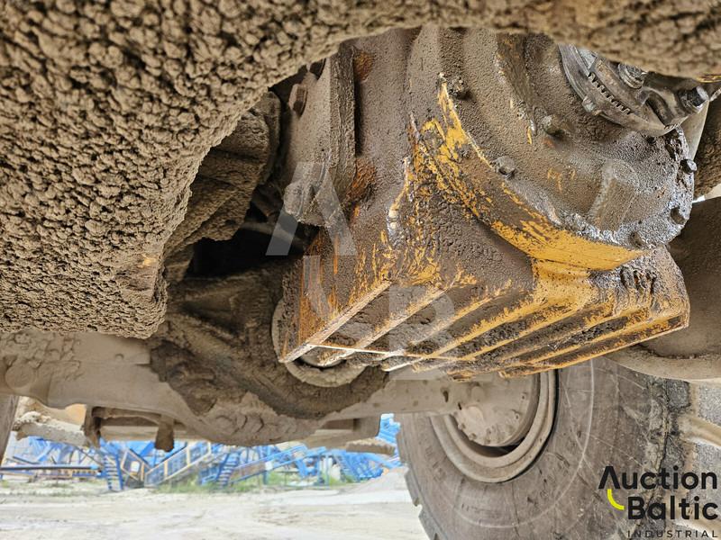 Rataslaadur Volvo L 180 F: pilt 15