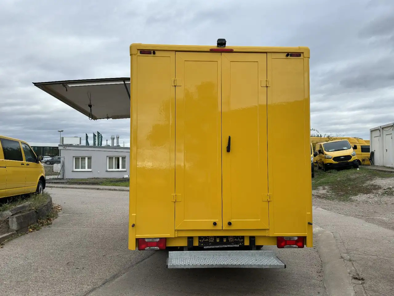 Iveco C30C/ FOODTRUCK/ Daily - Toiduauto: pilt 5 Iveco C30C/ FOODTRUCK/ Daily - Toiduauto: pilt 5