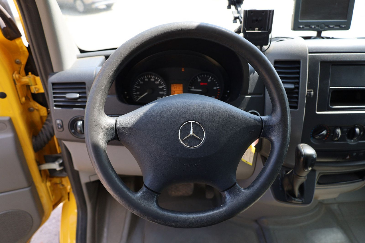 Mercedes-Benz Sprinter II Pritsche/ Koffer/Regalsystem - Tarbesõiduk furgoon: pilt 5 Mercedes-Benz Sprinter II Pritsche/ Koffer/Regalsystem - Tarbesõiduk furgoon: pilt 5